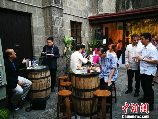 点击进入下一页